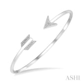 1/20 Ctw Circular Open Arrow Round Cut Diamond Cuff Bangle in Sterling Silver