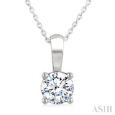 3/4 Ctw Prong Set Round Cut Diamond Solitaire Pendant With Chain in 14K White Gold
