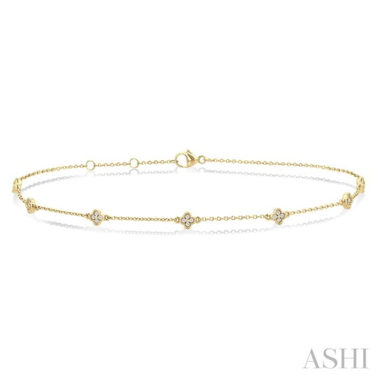 1/10 Ctw Clover Motif Round Cut Diamond Station Bracelet in 10K Yellow Gold