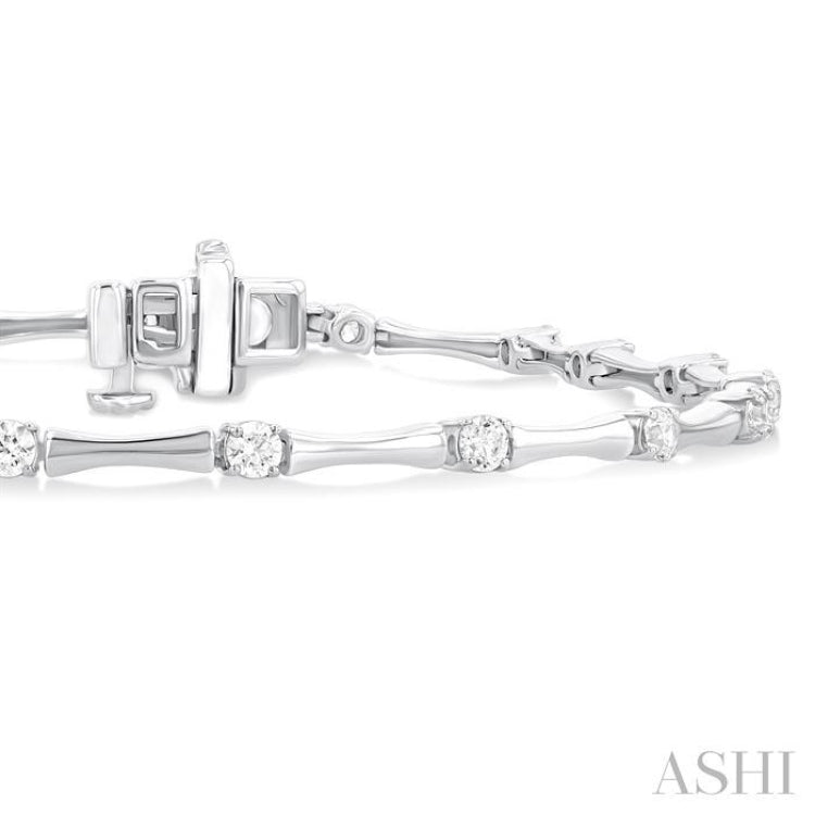 1 Ctw Bamboo Internodes Round Cut Diamond Fashion Bracelet in 14K White Gold