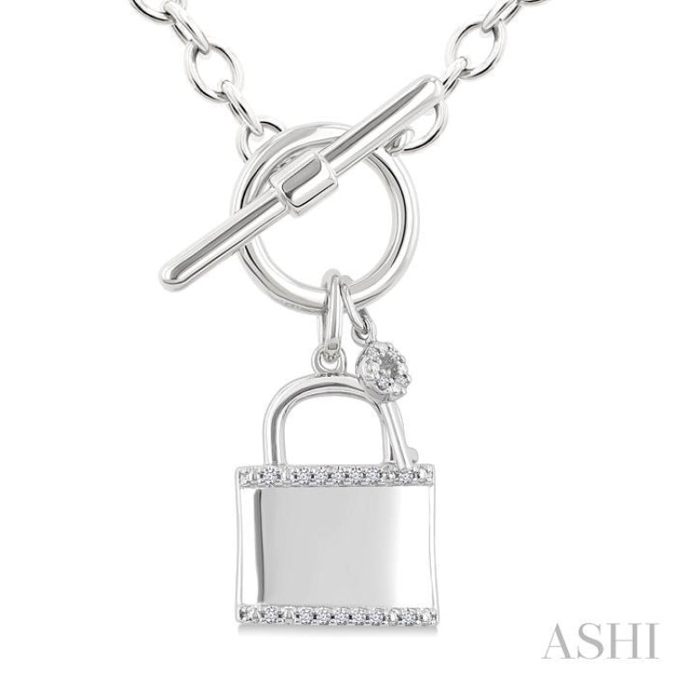 1/10 Ctw Lock & Key Toggle Round Cut Diamond Fashion Necklace in Sterling Silver