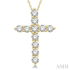 1/4 Ctw Round Cut Diamond Cross Pendant With Chain in 14K Yellow Gold