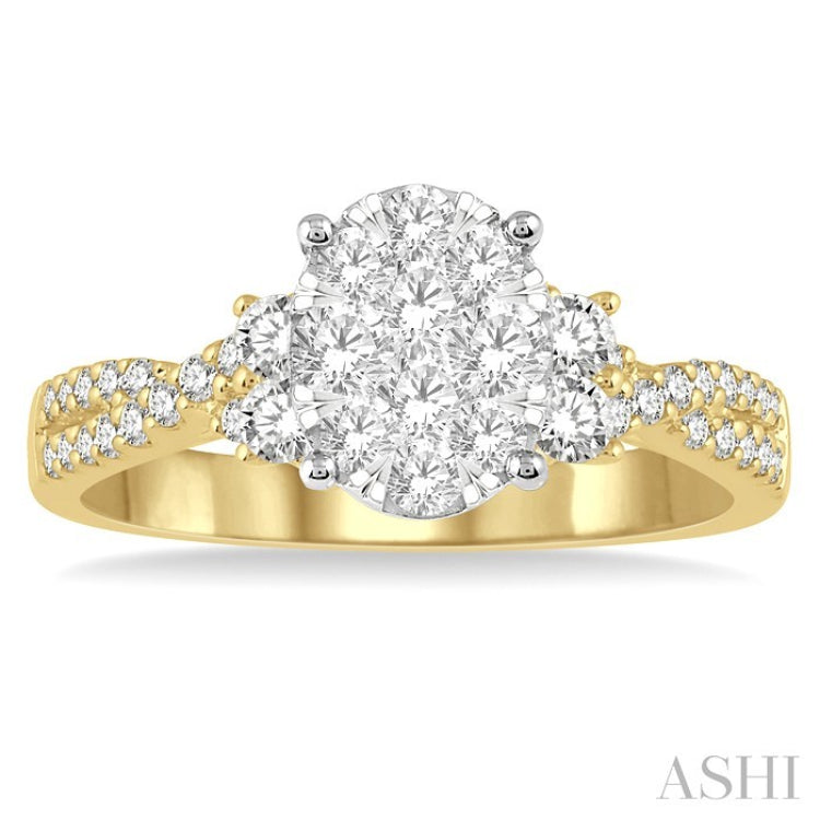 3/4 Ctw Oval Shape Center Criss Cross Shank Lovebright Round Cut Diamond Engagement Ring in 14K Yellow and White gold