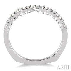 1/4 Ctw Round Cut Diamond Wedding Band in 14K White Gold
