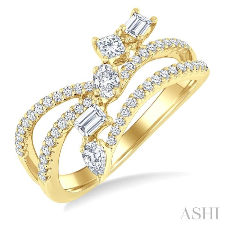 3/4 Ctw Split Shank Mixed Diamond Cut Fashion Ring in 14K Yellow Gold