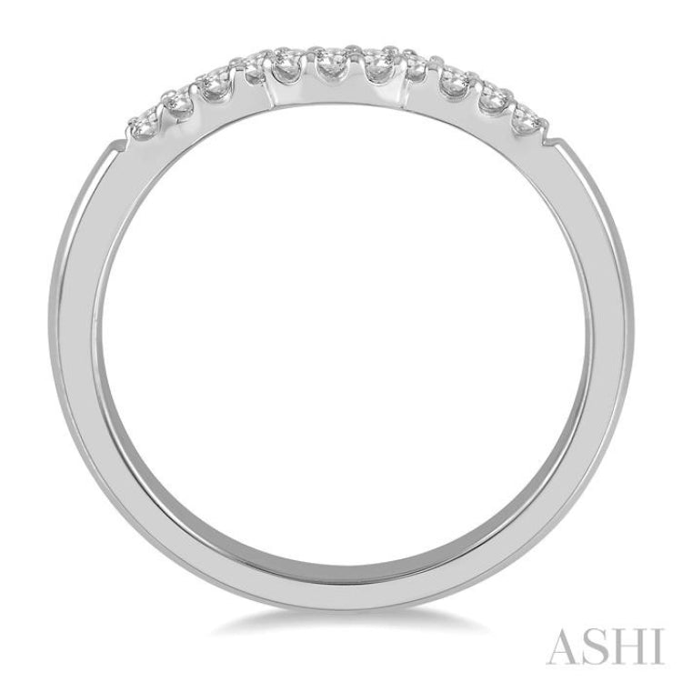 1/6 Ctw Waves Center Round Cut Diamond Wedding Band in 14K White Gold