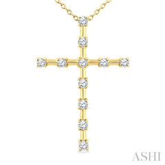1/4 Ctw Round Cut Diamond Cross Pendant With Chain in 10K Yellow Gold