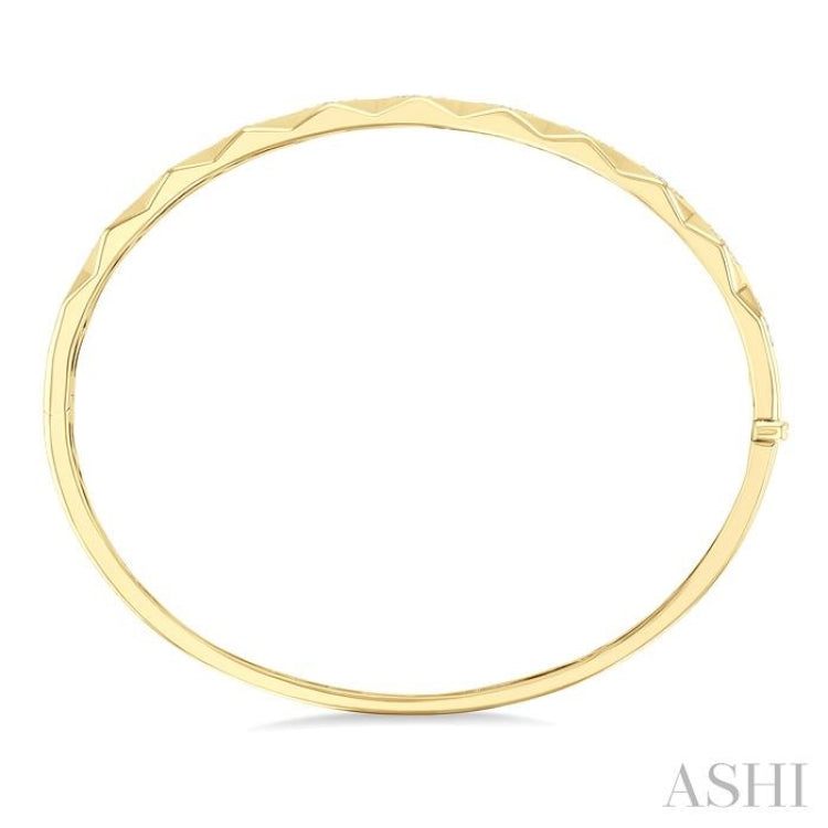 1/3 Ctw Geometric Shape Round Cut Diamond Fashion Bangle in 10K Yellow Gold