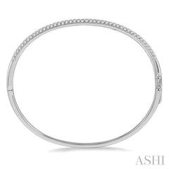 1 1/2 Ctw Round Cut Diamond Stackable Bangle in 14K White Gold