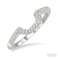1/8 Ctw Deep Dish Center Round cut Diamond Wedding Band in 14K White Gold