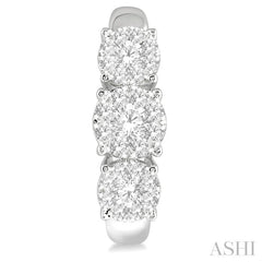 1 Ctw Lovebright Round Cut Diamond Earrings in 14K White Gold