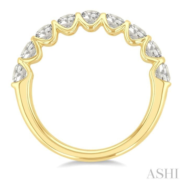1 Ctw Wavy Channel Set 9-Stone Round Cut Diamond Fashion Band in 14K Yellow Gold