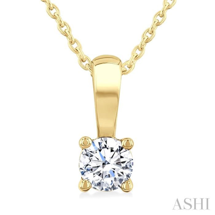 1/3 Ctw Prong Set Round Cut Diamond Solitaire Pendant With Chain in 14K Yellow Gold
