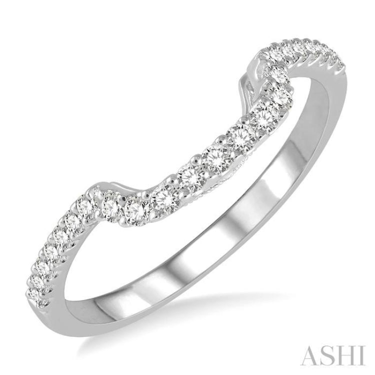 1/4 Ctw Scooped Center Round Cut Diamond Wedding Band in 14K White Gold