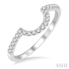 1/4 Ctw Round Cut Diamond Wedding Band in 14K White Gold