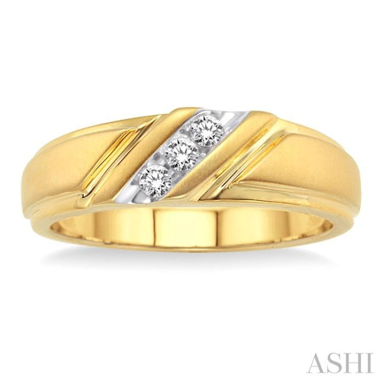 1/8 Ctw Round Cut Diamond Men's Band in 10K Yellow Gold