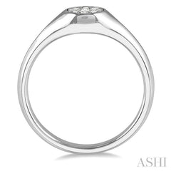 1/6 Ctw Round Shape Lovebright Diamond Ring in 14K White Gold