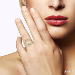 1/2 Ctw Pod Accent Crown Round Cut Diamond Insert Ring in 14K Yellow Gold