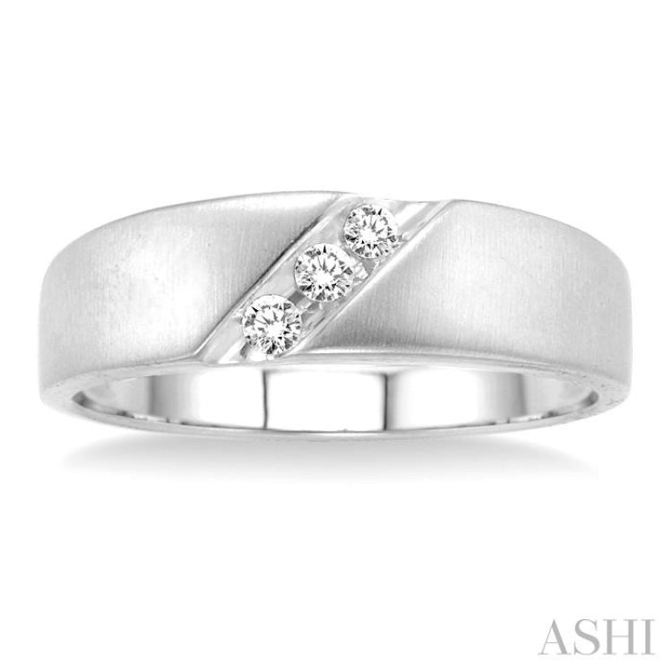 1/8 Ctw Round Cut Diamond Men's Band in 14K White Gold