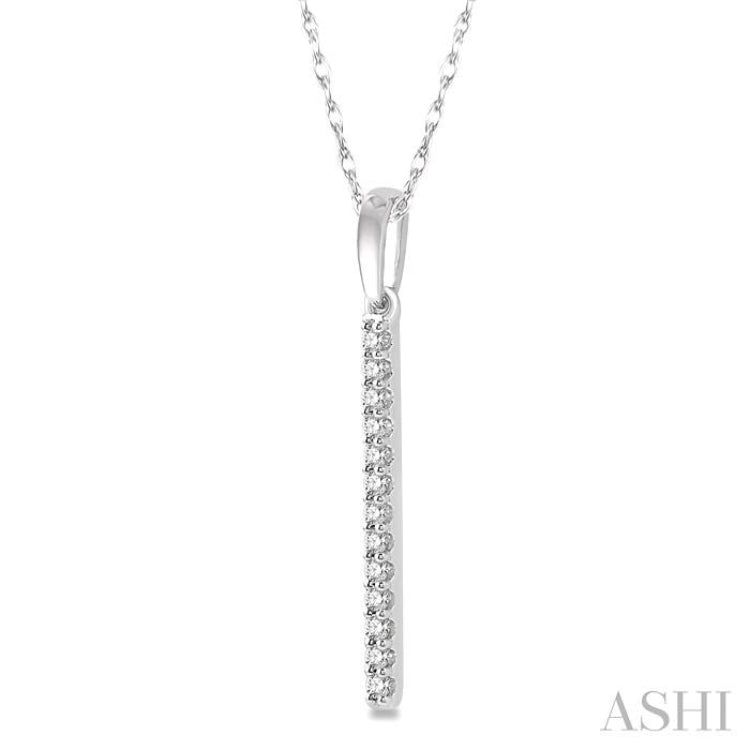 1/10 Ctw Straight Bar Round Cut Diamond Petite Pendant With Chain in 10K White Gold