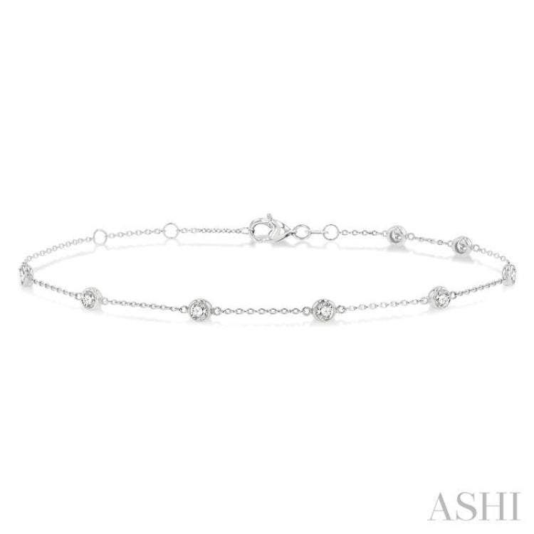 1/2 Ctw Circular Mount Round Cut Diamond Station Bracelet in 14K White Gold