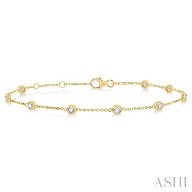 3/4 Ctw Circular Mount Round Cut Diamond Station Bracelet in 14K Yellow Gold