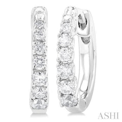 1/4 Ctw Graduated Round Cut Diamond Fashion Huggie Petites in 10K White Gold