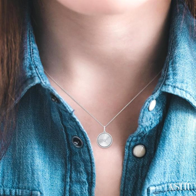 1/20 Ctw Round fluted medallion Round Cut Diamond Pendant With Chain in Sterling Silver