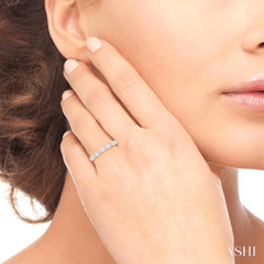 1 Ctw East-West Pear Shape Diamond Fashion Band in 14K Yellow Gold
