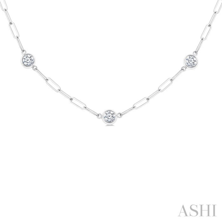 1 Ctw Bezel Set Round Cut Diamond Paperclip Station Necklace in 14K White Gold