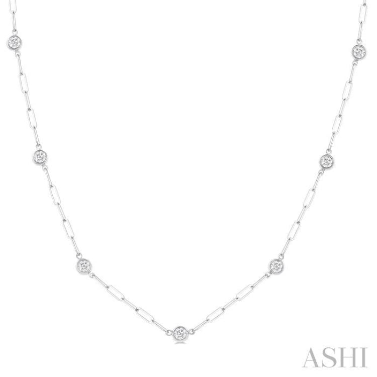 3/4 Ctw Bezel Set Round Cut Diamond Paperclip Station Necklace in 14K White Gold