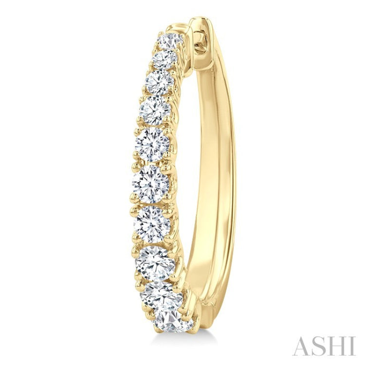 1 1/2 Ctw Graduated Round Cut Diamond Fashion Hoop Earrings in 14K Yellow Gold