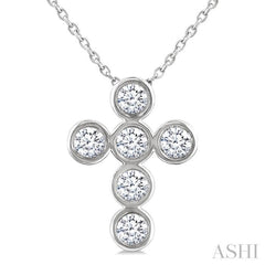 1/2 Ctw Round Cut Diamond 6-Stone Bezel Set Cross Pendant With Chain in 14K White Gold