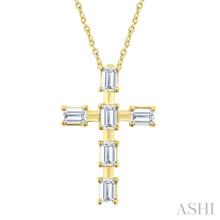 1/2 Ctw Cross Emerald Cut Diamond Fashion Pendant With Chain in 14K Yellow Gold