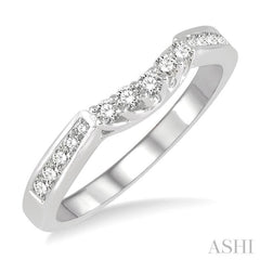 1/4 Ctw Straight Row Round Cut Diamond Wedding Band in 14K White Gold