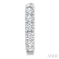1/2 Ctw Round Cut Diamond Hoop Earrings in 14K White Gold