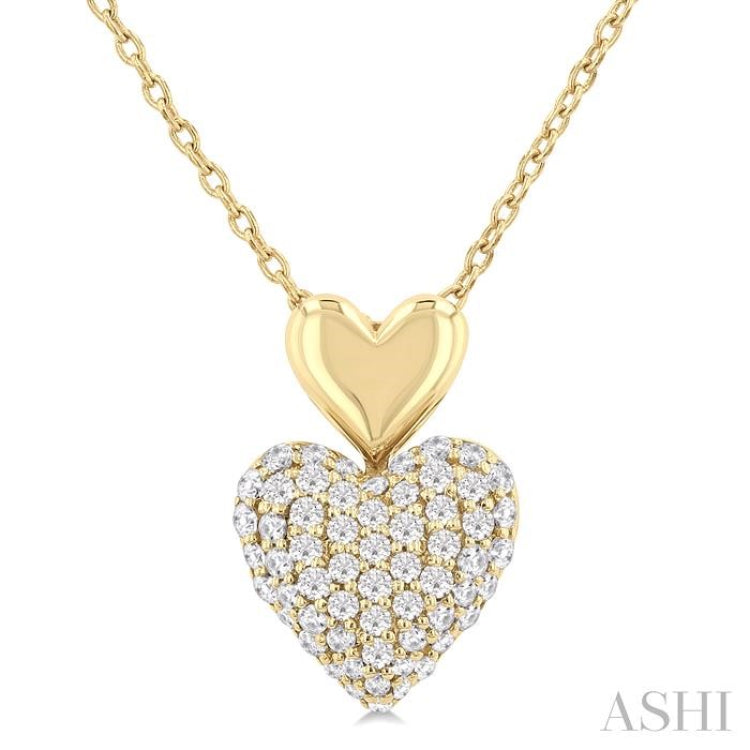 1/4 Ctw Heart Shape Pave Set Round Cut Diamond Fashion Pendant With Chain in 10K Yellow Gold
