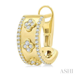 1/2 Ctw Round Cut Diamond Clover Fashion Hoop Earrings in 14K Yellow Gold