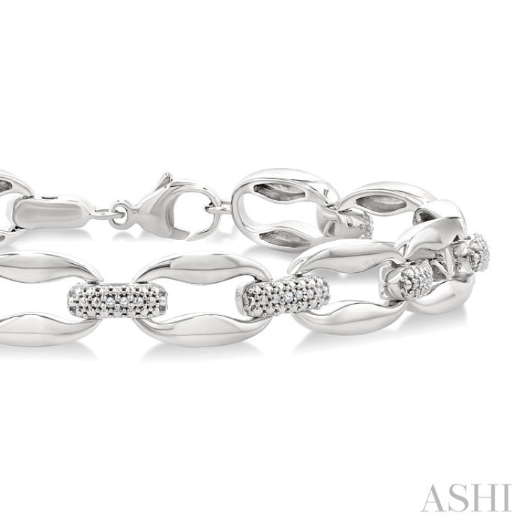 1/10 Ctw Oval Shape D-Link Round Cut Diamond Bracelet in Sterling Silver